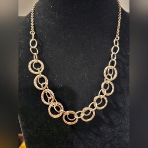 Double circle chain link silvertone necklace